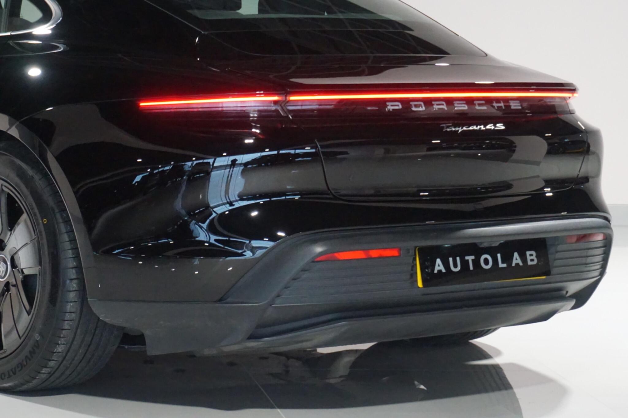 Porsche Taycan Performance 79.2kWh 4S Saloon 4dr Electric Auto 4WD (530 ps)